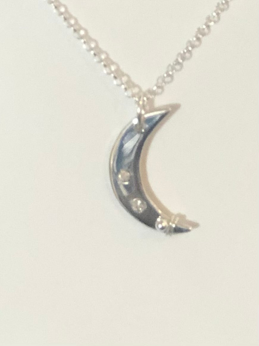 Moon Necklace - YEHT CO.